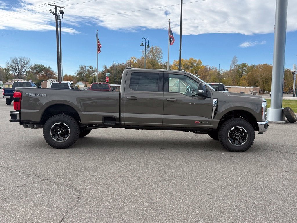 2027 Ford F-350SD Lariat Tremor