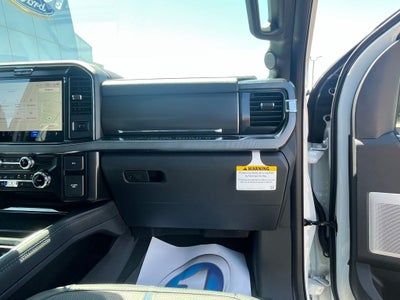 2026 Ford F-350SD Platinum DRW