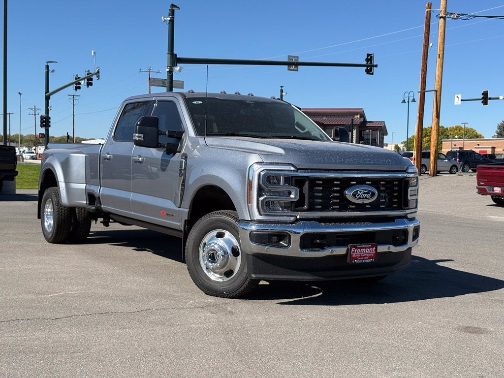 2027 Ford F-350SD Lariat DRW