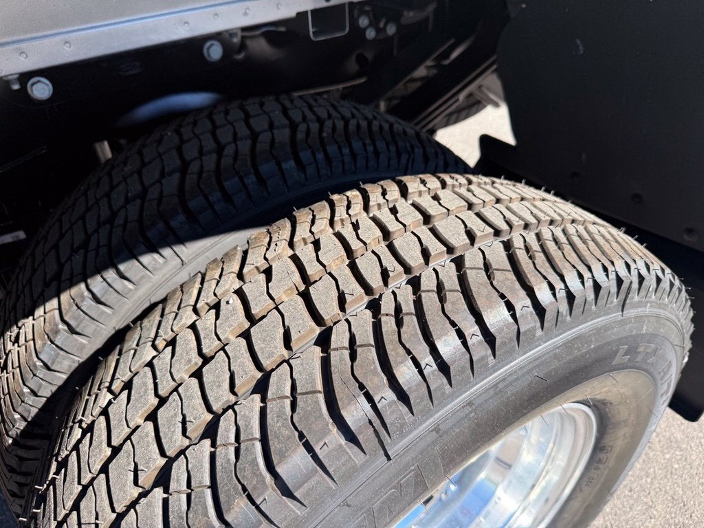 2027 Ford F-350SD Lariat DRW