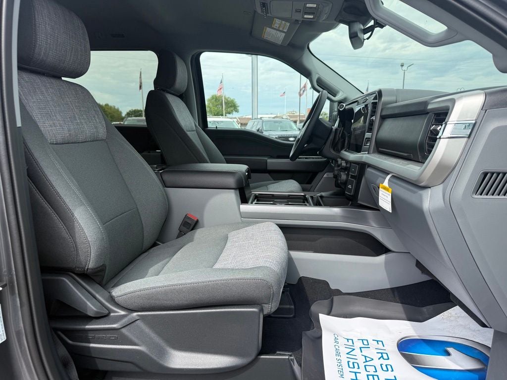 2026 Ford F-350SD XLT DRW