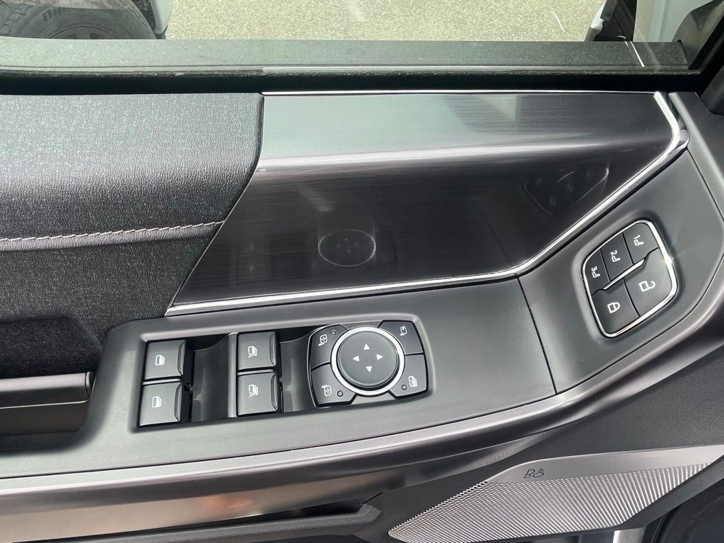 2026 Ford F-150 Lariat Black Appearance Pkg