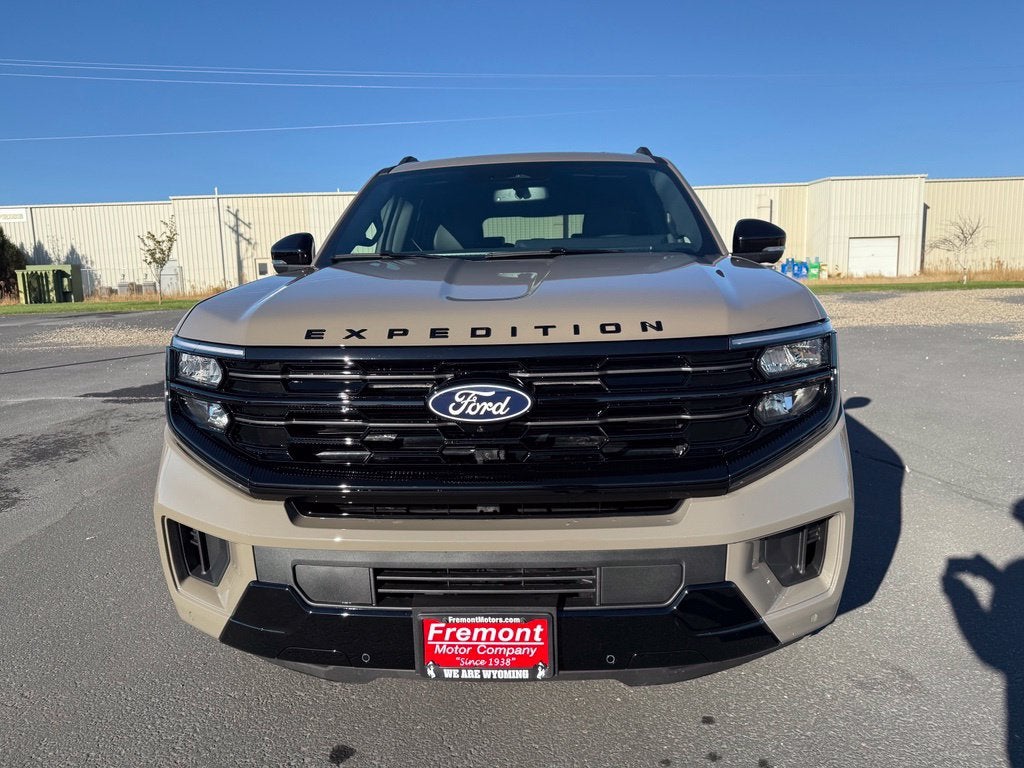 2027 Ford Expedition Max MAX Platinum