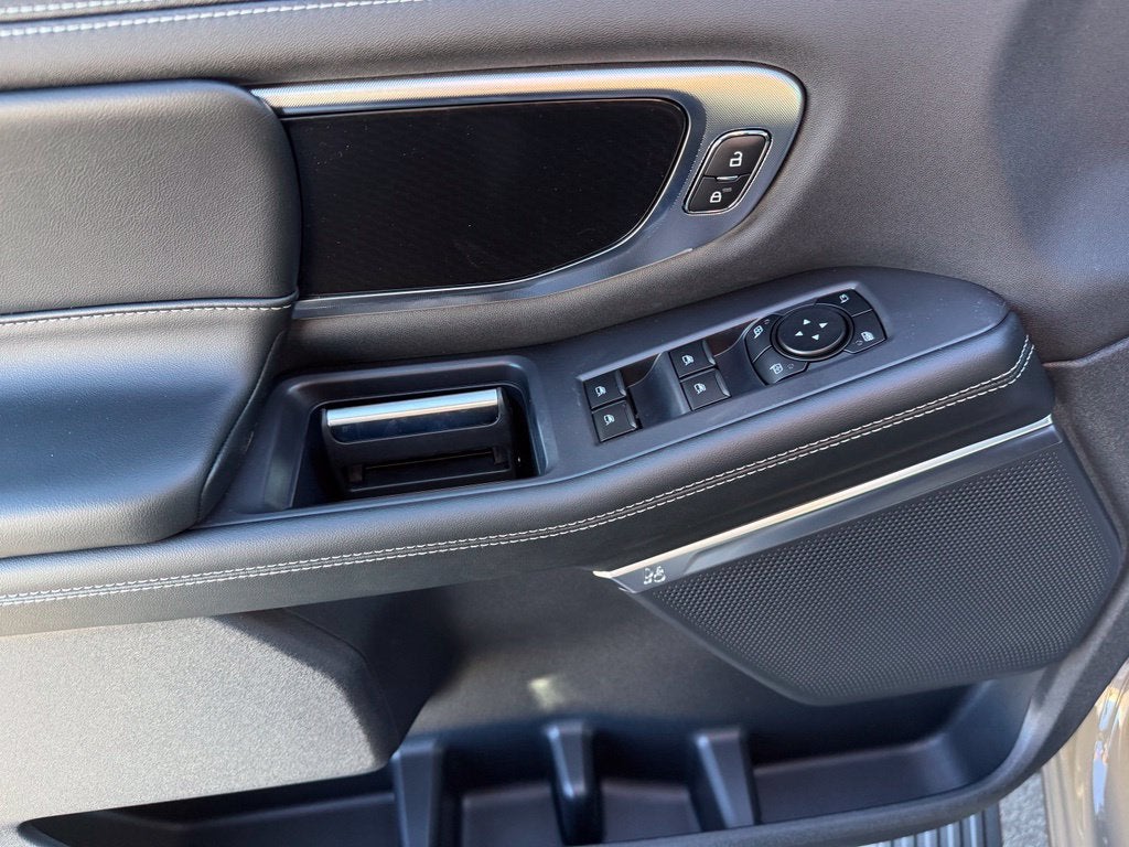 2027 Ford Expedition Max MAX Platinum