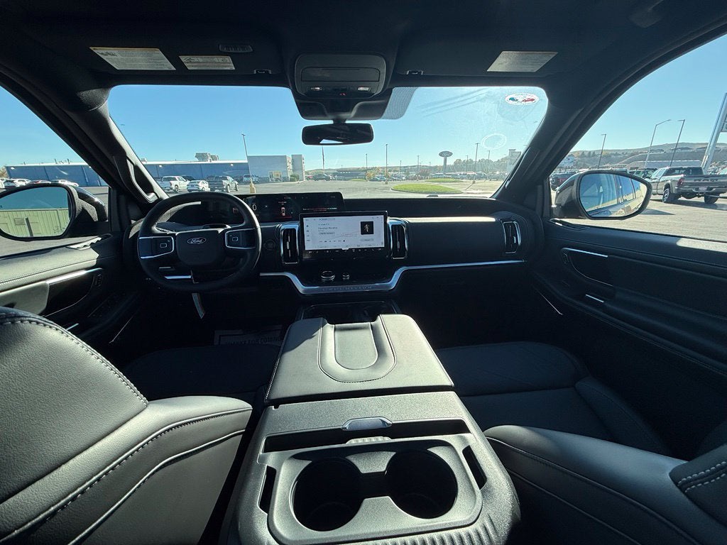 2027 Ford Expedition Max MAX Platinum