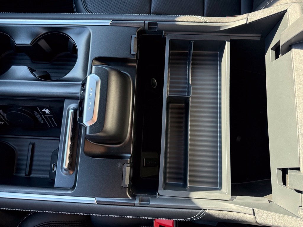 2027 Ford Expedition Max MAX Platinum