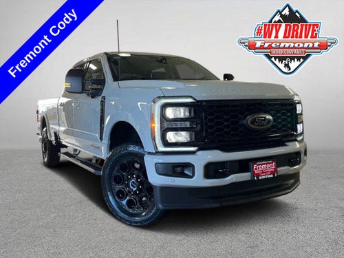 2026 Ford F-350SD Lariat Black Appearance Pkg