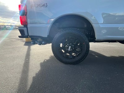 2026 Ford F-350SD Lariat Black Appearance Pkg