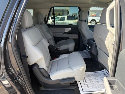 2027 Ford Expedition Max Active
