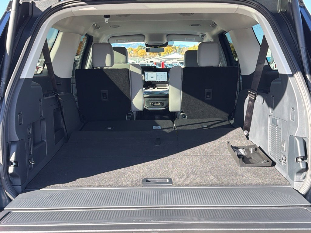 2027 Ford Expedition Max Active