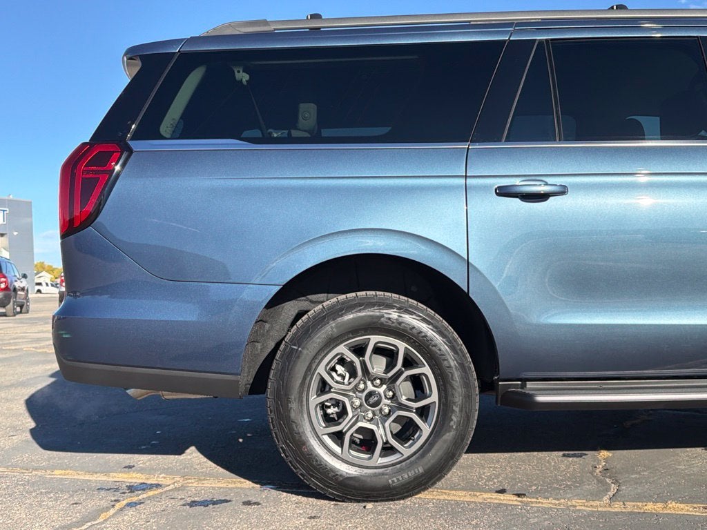 2027 Ford Expedition Max Active