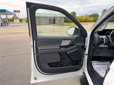 2027 Ford Expedition Active