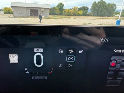 2027 Ford Expedition Active