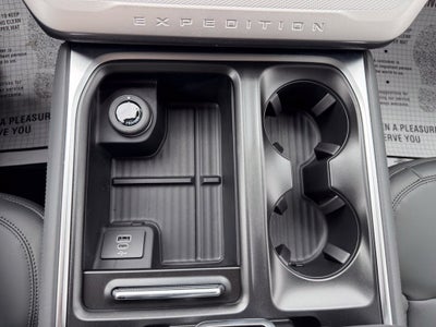 2027 Ford Expedition Active