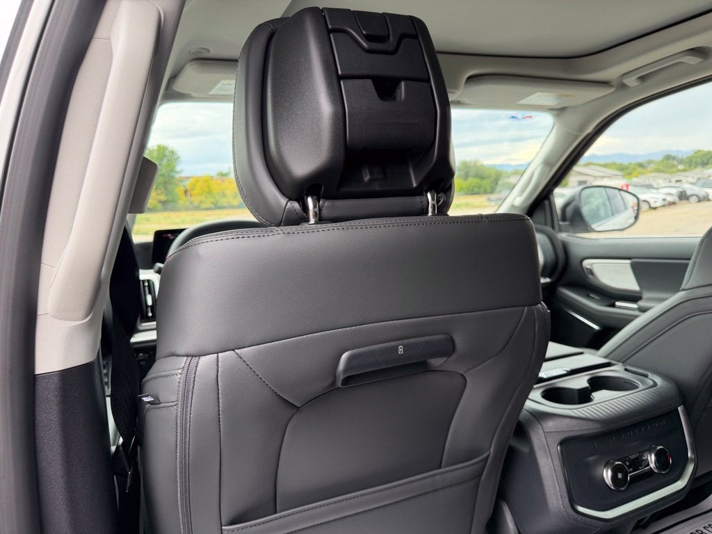 2027 Ford Expedition Active