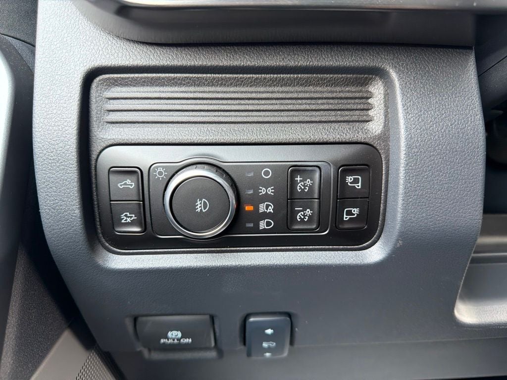 2026 Ford F-250SD Lariat Black Appearance Pkg.