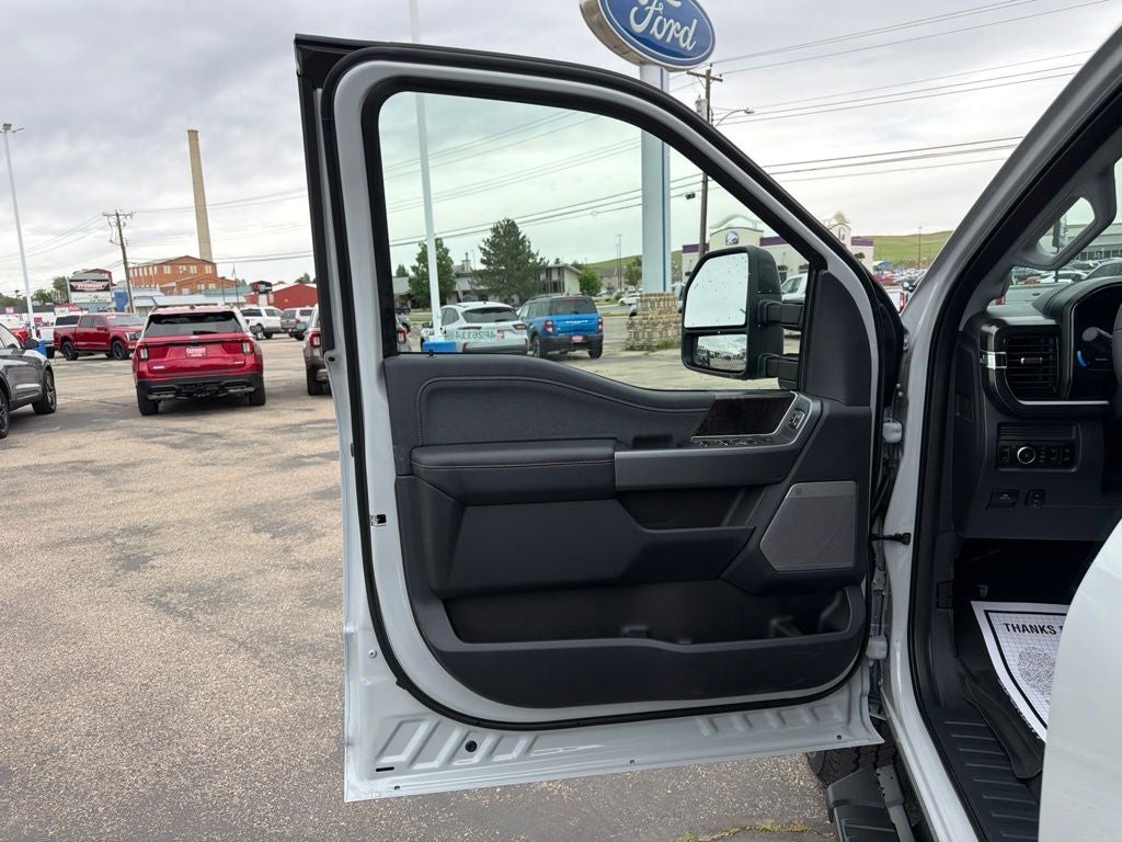 2026 Ford F-350SD Lariat Black Appearance Pkg.