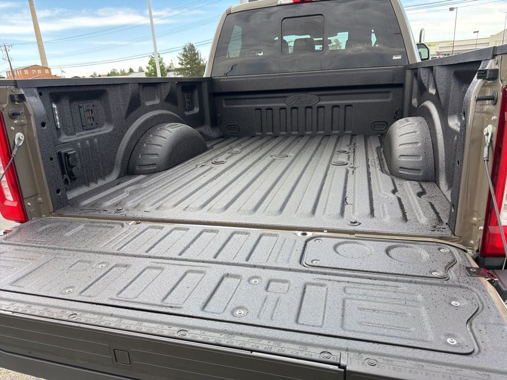 2026 Ford F-350SD Lariat Tremor