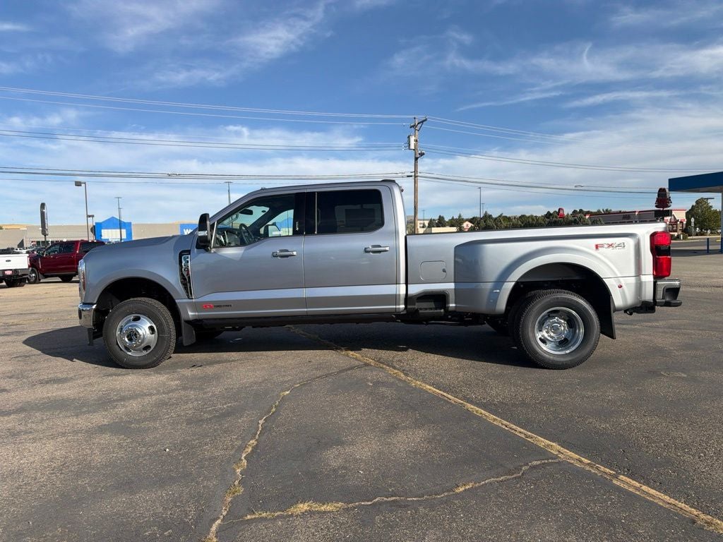 2027 Ford F-350SD Lariat Ultimate DRW