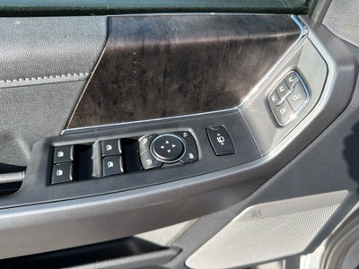 2027 Ford F-350SD Lariat Ultimate DRW