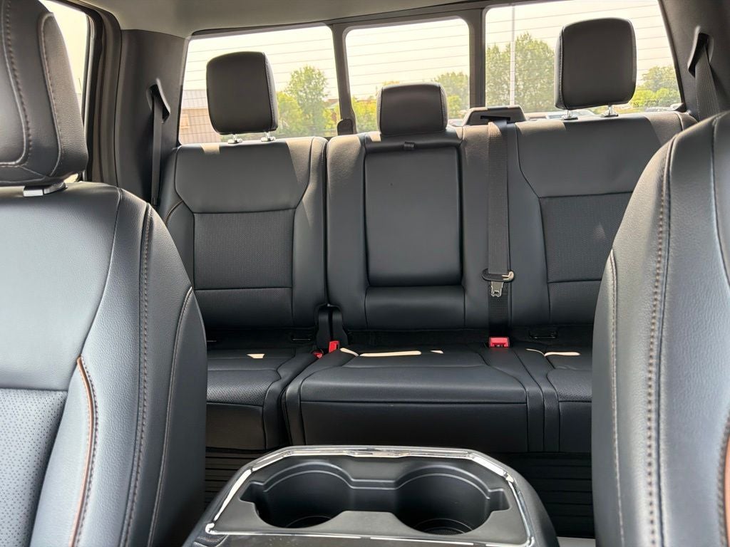 2026 Ford F-350SD Lariat DRW