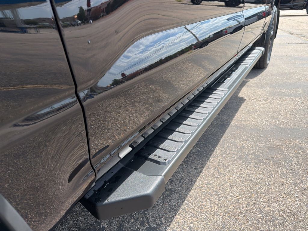 2026 Ford F-150 Lariat Black Appearance Pkg.
