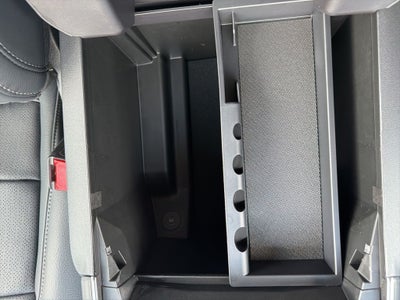 2026 Ford F-150 Lariat Black Appearance Pkg.
