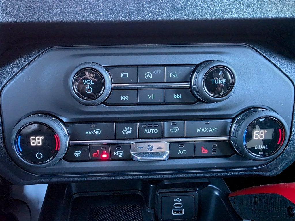 2026 Ford Bronco Outer Banks 60Th Anniversary Pkg