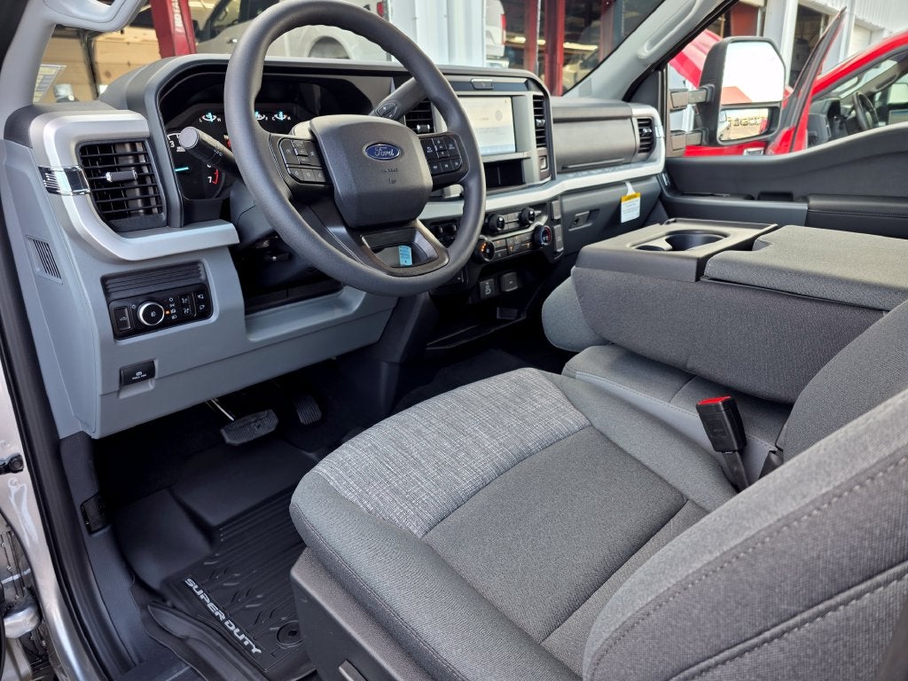 2027 Ford F-250SD XLT