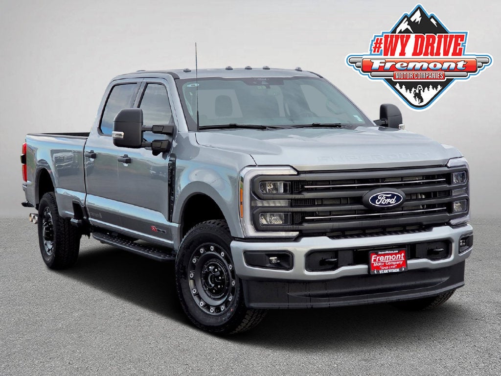 2027 Ford F-350SD XLT