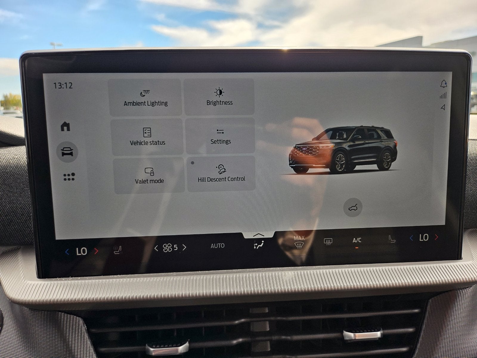 2027 Ford Explorer ST-Line