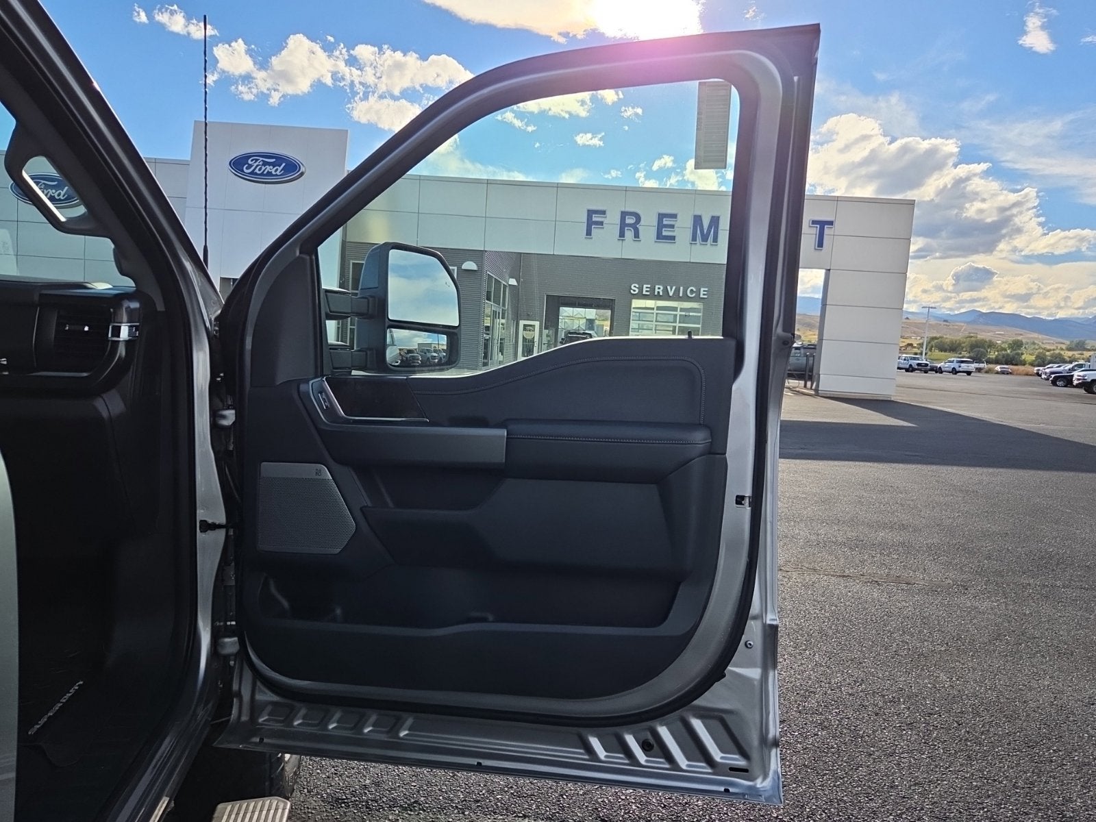 2027 Ford F-250SD Lariat Tremor