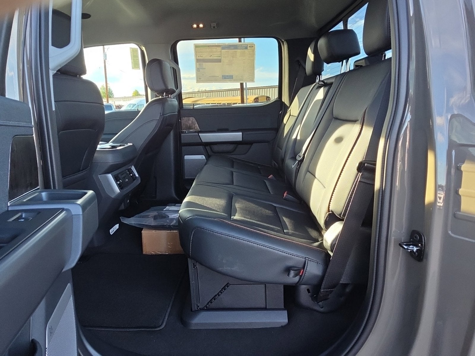 2027 Ford F-350SD Lariat Tremor