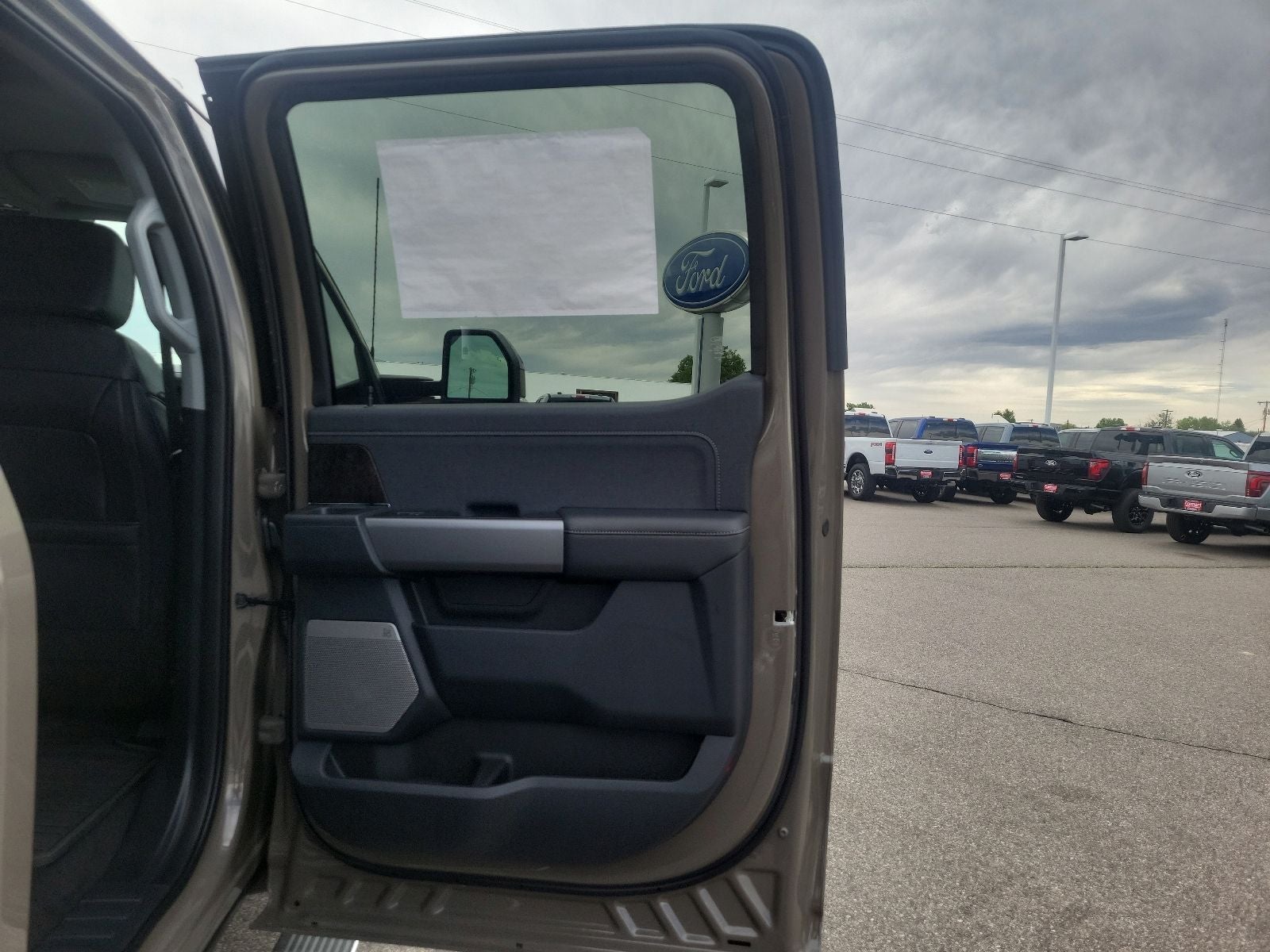2026 Ford F-350SD Lariat Tremor