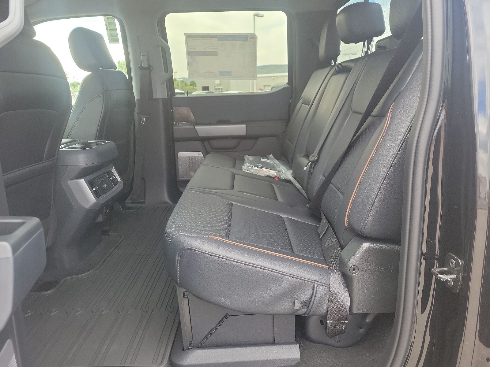 2026 Ford F-350SD Lariat Tremor