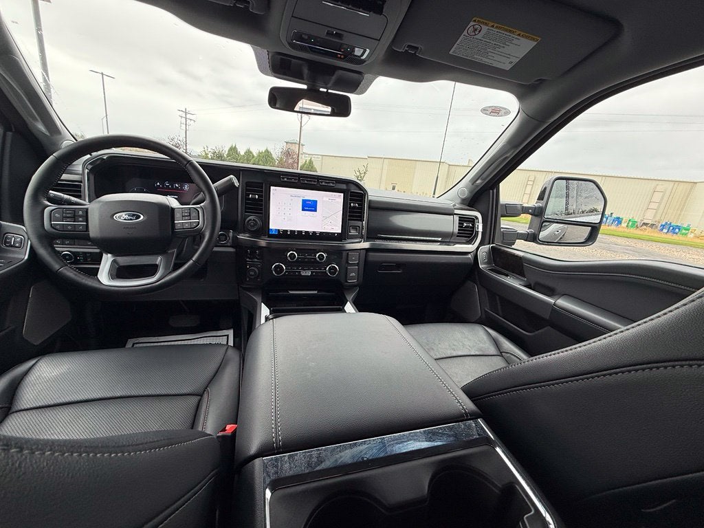 2024 Ford F-350SD Lariat