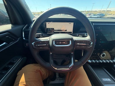 2025 GMC Acadia AT4