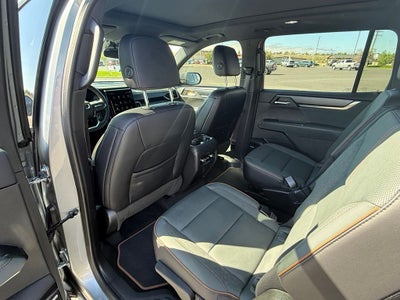 2025 GMC Acadia AT4