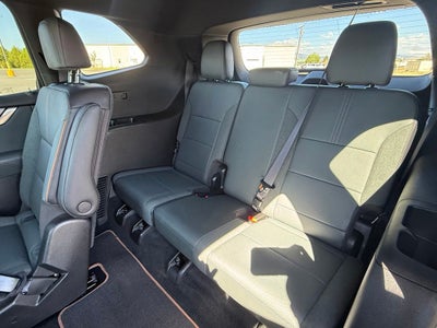 2025 GMC Acadia AT4