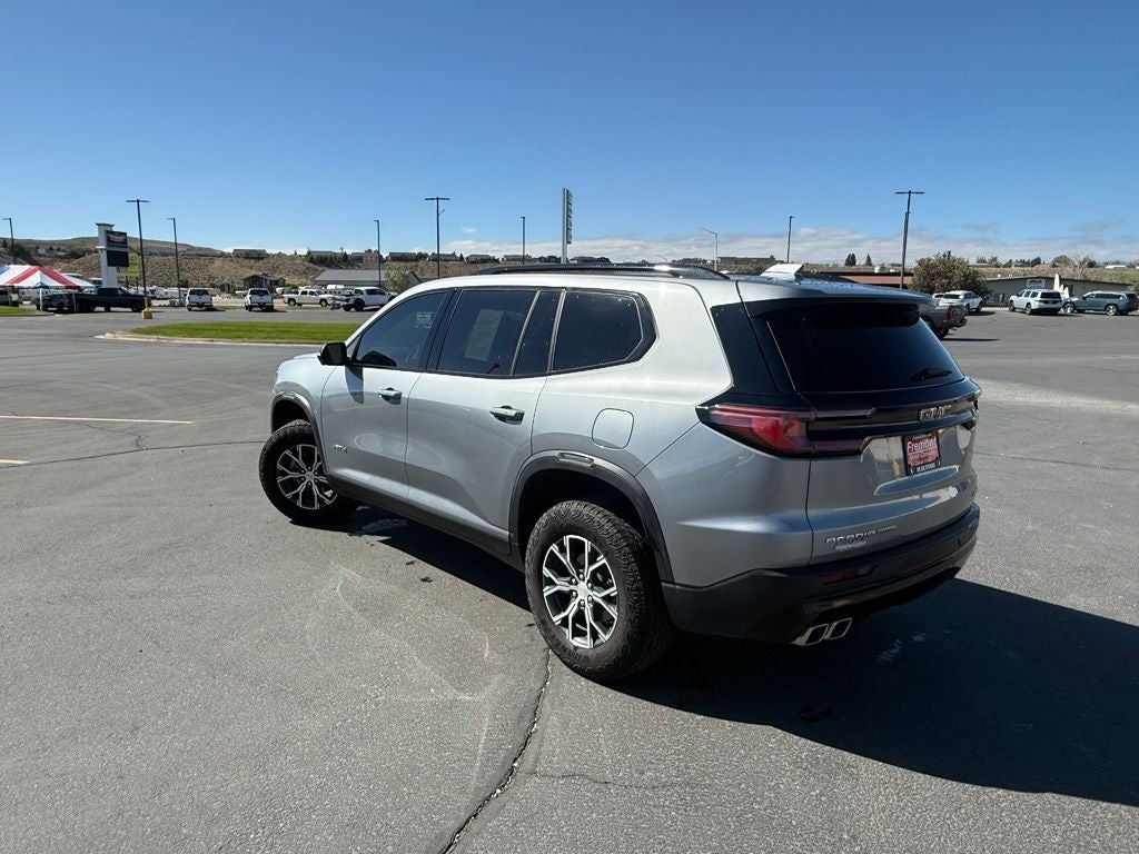 2025 GMC Acadia AT4