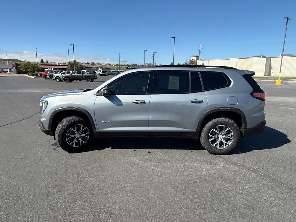 2025 GMC Acadia AT4
