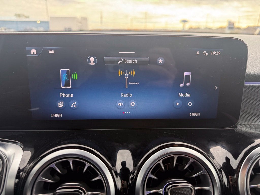 2025 Mercedes-Benz GLB GLB 250 4MATIC®