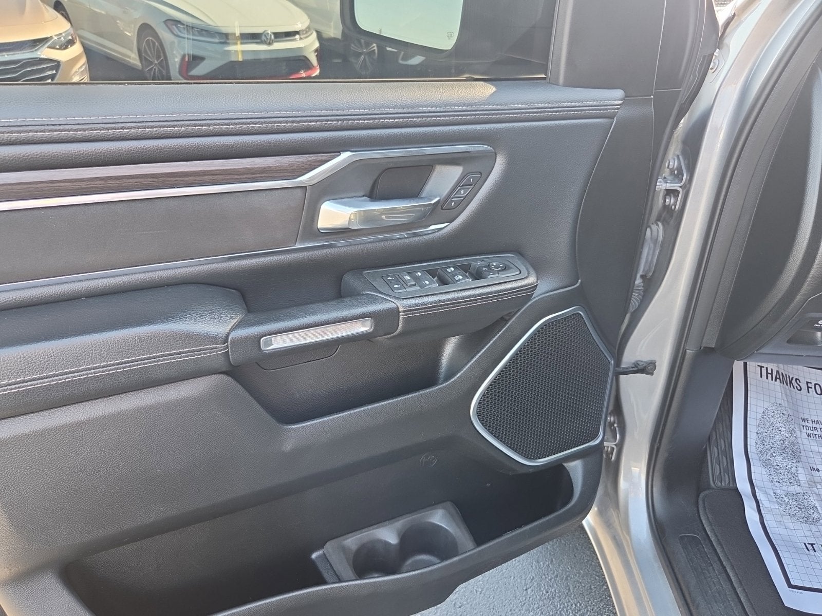 2025 RAM 1500 Laie Crew Cab 4x4 5'7' Box