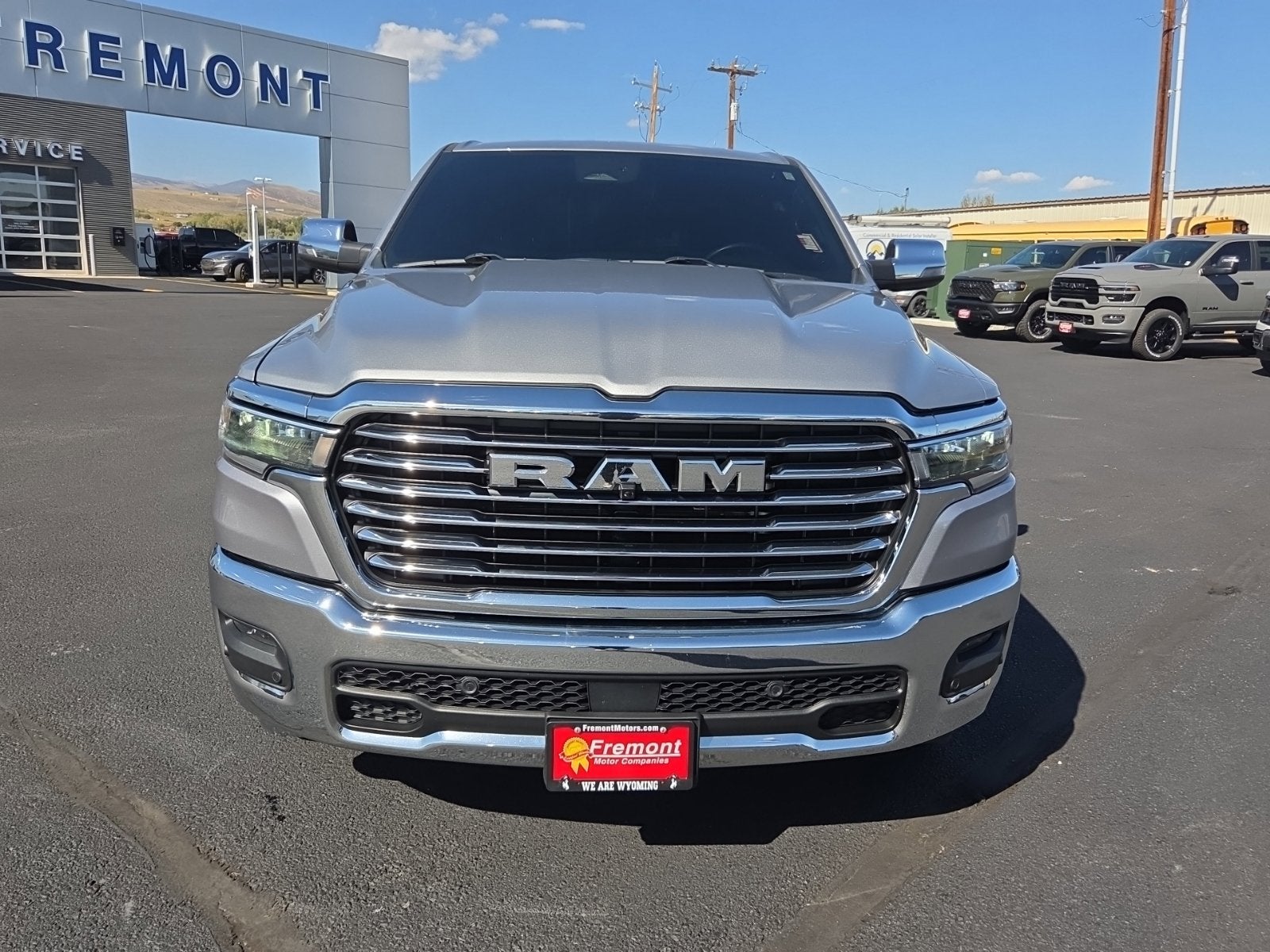 2025 RAM 1500 Laie Crew Cab 4x4 5'7' Box