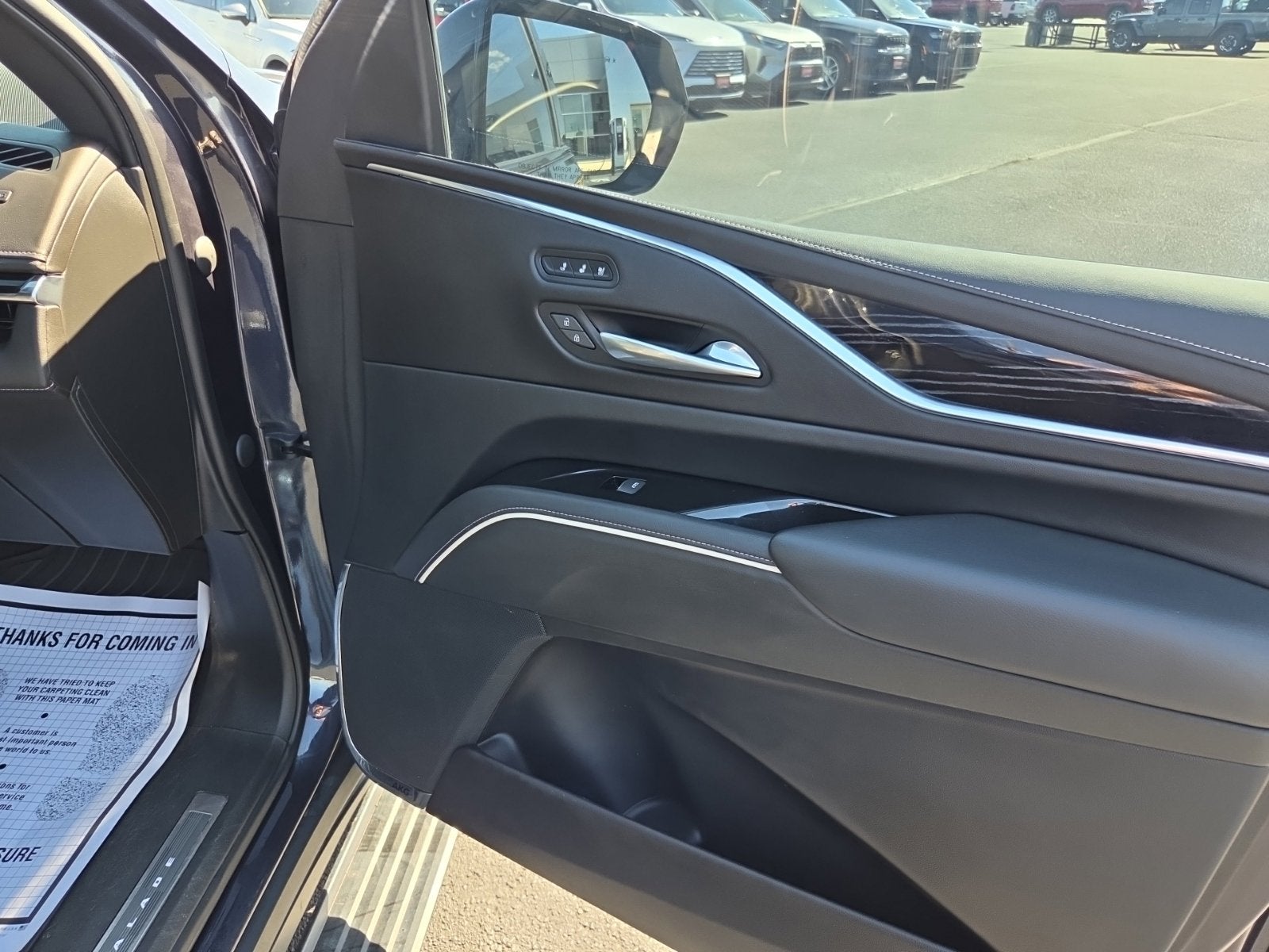 2023 Cadillac Escalade 4WD Sport