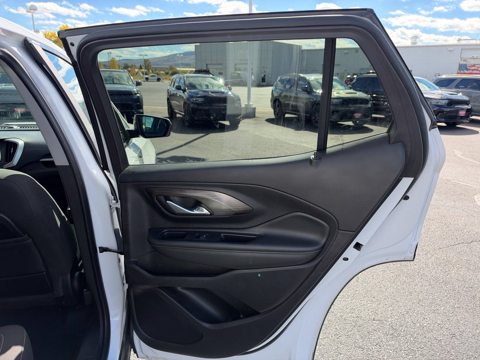 2024 GMC Terrain AWD SLE