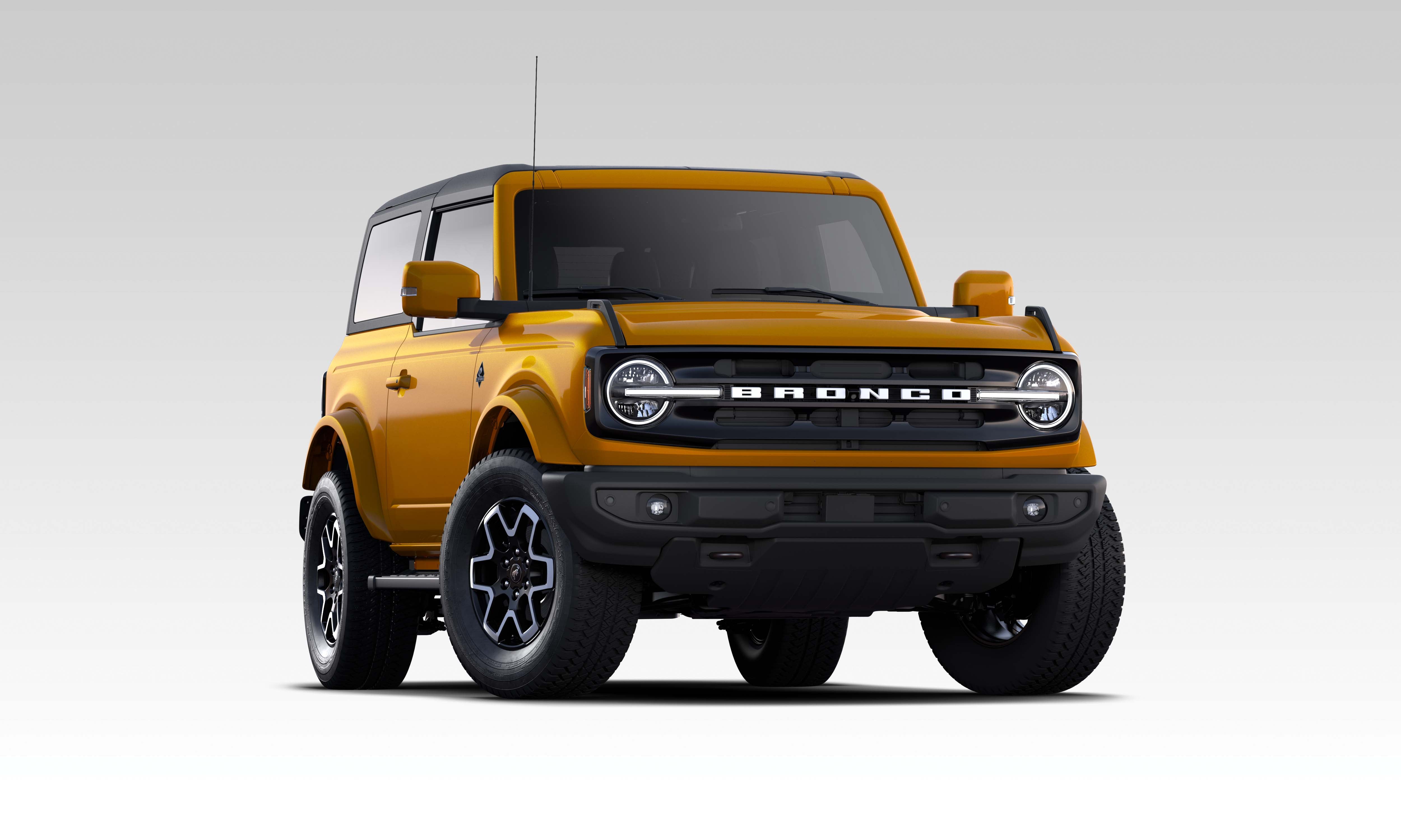 2021_Ford_Bronco_Outer_Banks.jpg