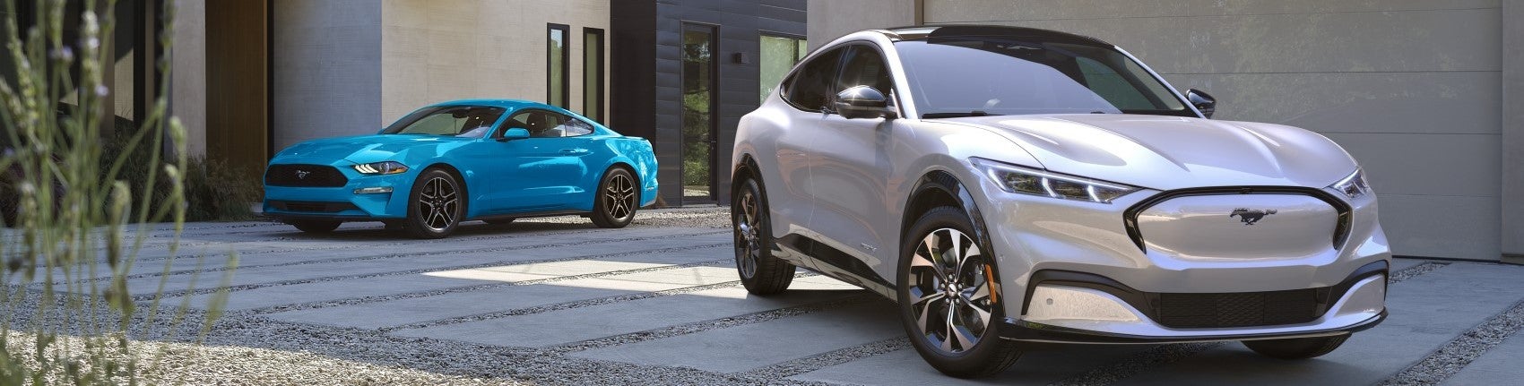 Hybrid vs Electric Vehicles
